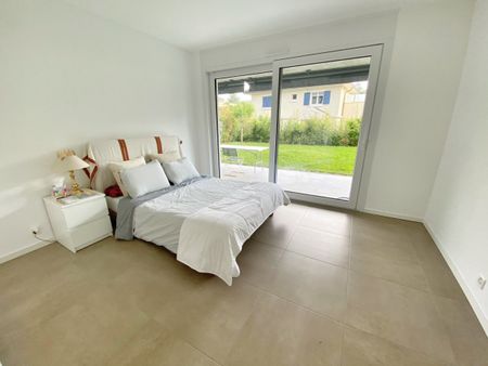 Très bel appartement avec jardin dans copropriété récente au centre de Vésenaz - Foto 3