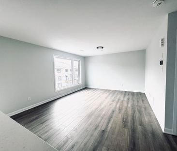 For Lease - 401 Glenroy Gilbert Drive Unit# 26, Barrhaven, Ontario - Photo 2