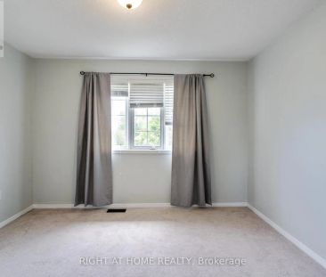 4 PRINCE EDWARD PLACE - Photo 4