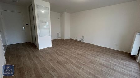 Location Appartement 1 pièce 28m² MULHOUSE 68100 - Photo 2