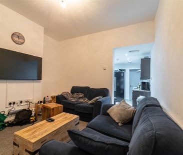 4 bedroom house to rent - Photo 2