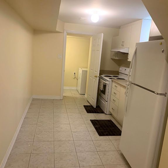 For Lease - 9 Ballyhaise Crescent, Brampton, Ontario - Photo 1