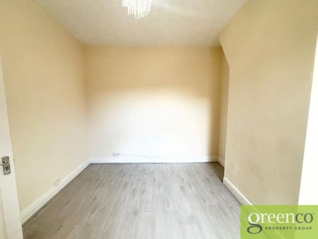 4 bedroom terraced house to rent - Photo 2