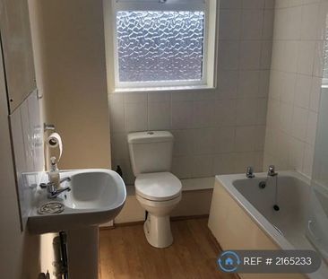 2 bedroom terraced house to rent - Photo 3