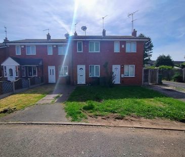 2 bedroom terraced house to rent - Photo 4
