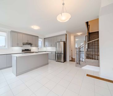 For Lease - 114 Robert Eaton Avenue, Markham, Ontario - Photo 2