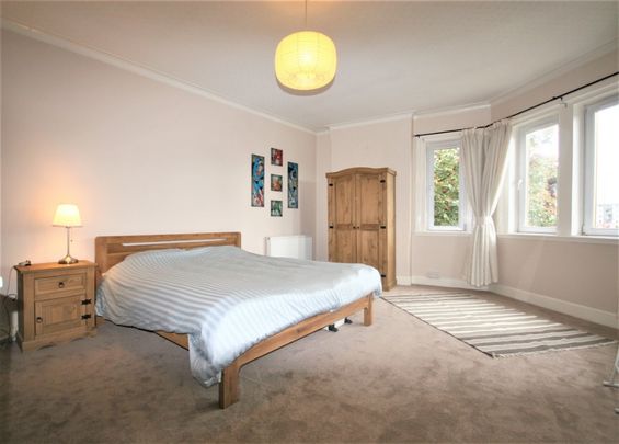 Niddrie Mains Road , Niddrie, Edinburgh, EH16 4BG - Photo 1