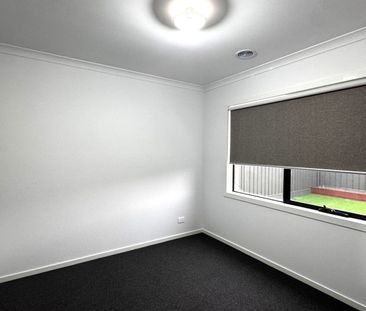 For Lease – Modern Family Living in the Heart of Donnybrook - Photo 5