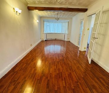 3 Bed Terraced House, Minehead Road, HA2 - Photo 2