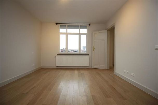 Appartement te huur - Photo 1