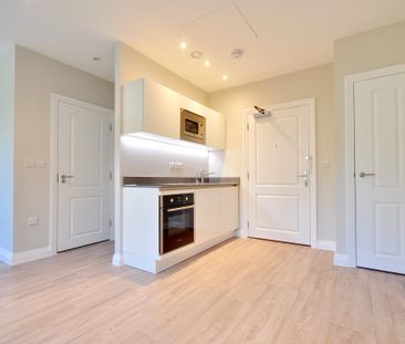 Homestead Road, Rickmansworth, Hertfordshire, WD3 1FX - Photo 4