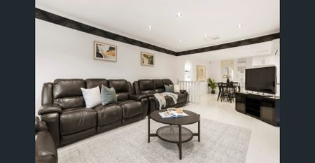 Spacious 4-Bedroom Family Home in Pooraka - Photo 5