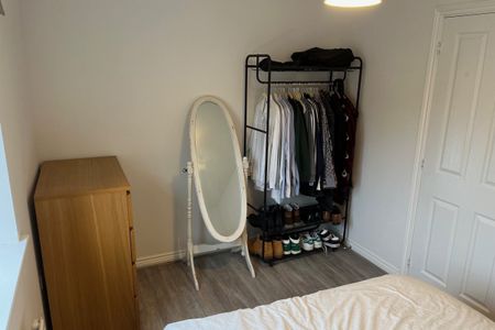 Sunderland Close - Photo 4