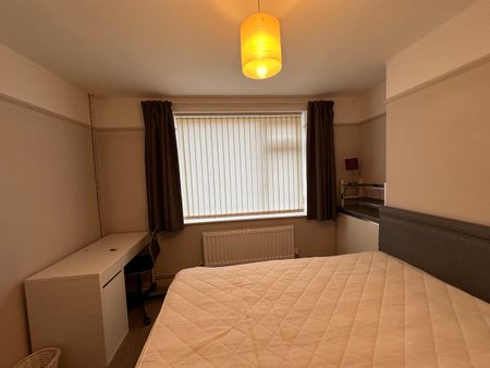 4 bedroom house - Photo 4