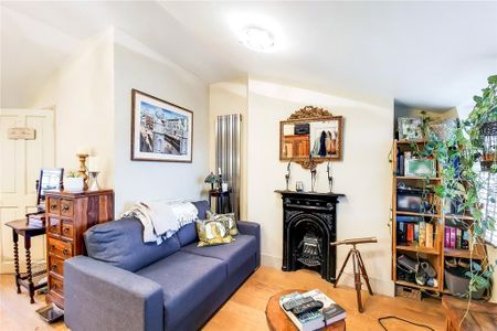 4 bedroom terraced house to rent - Photo 4