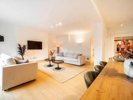 Appartement te huur - Foto 2