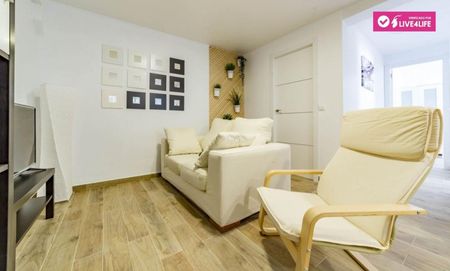 Piso de alquiler en Carrer del Doctor Manuel Candela, 46, Albors - Photo 2