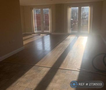 4 bedroom detached house to rent - Photo 1