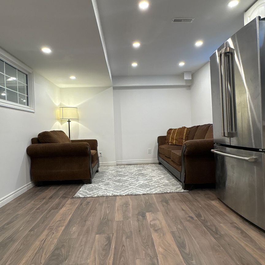 For Lease - 14 Goldenwood Crescent, Markham, Ontario - Photo 1