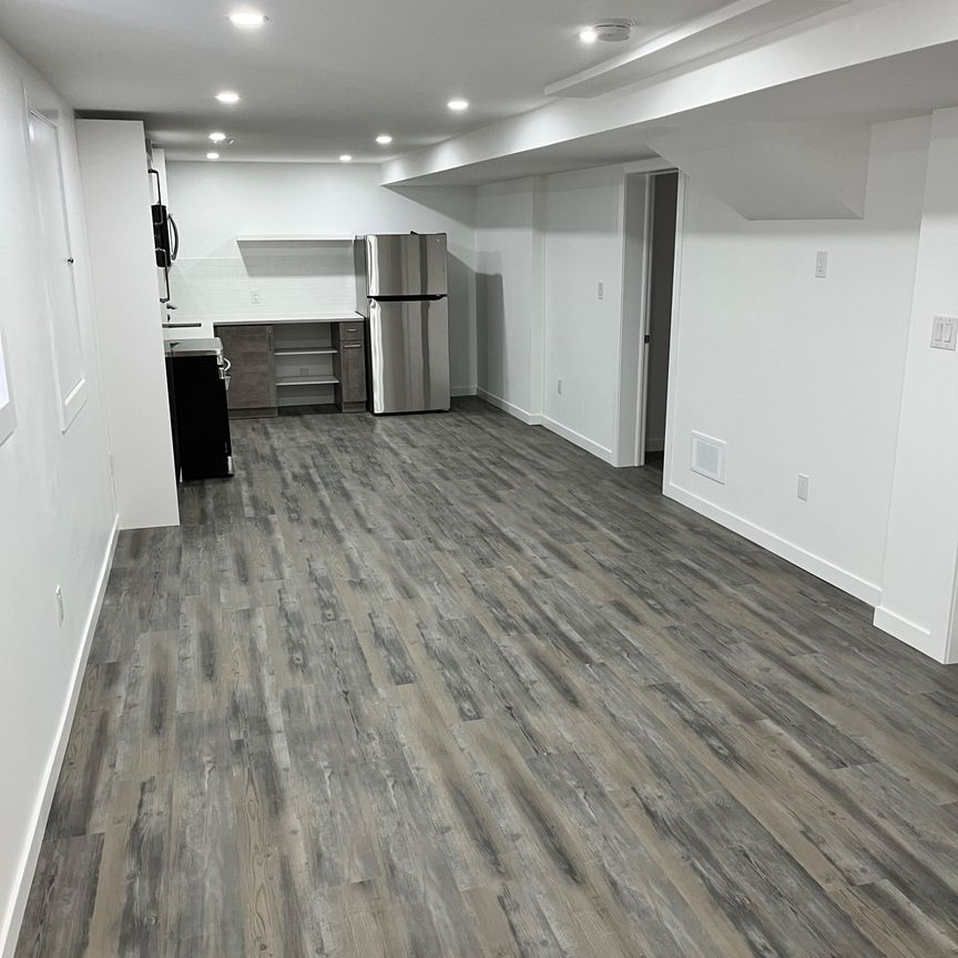 For Lease - 19 Shrewsbury Drive, Whitby, Ontario - Photo 1