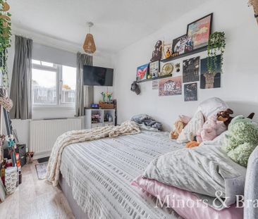 3 bedroom terraced house to rent - Photo 5