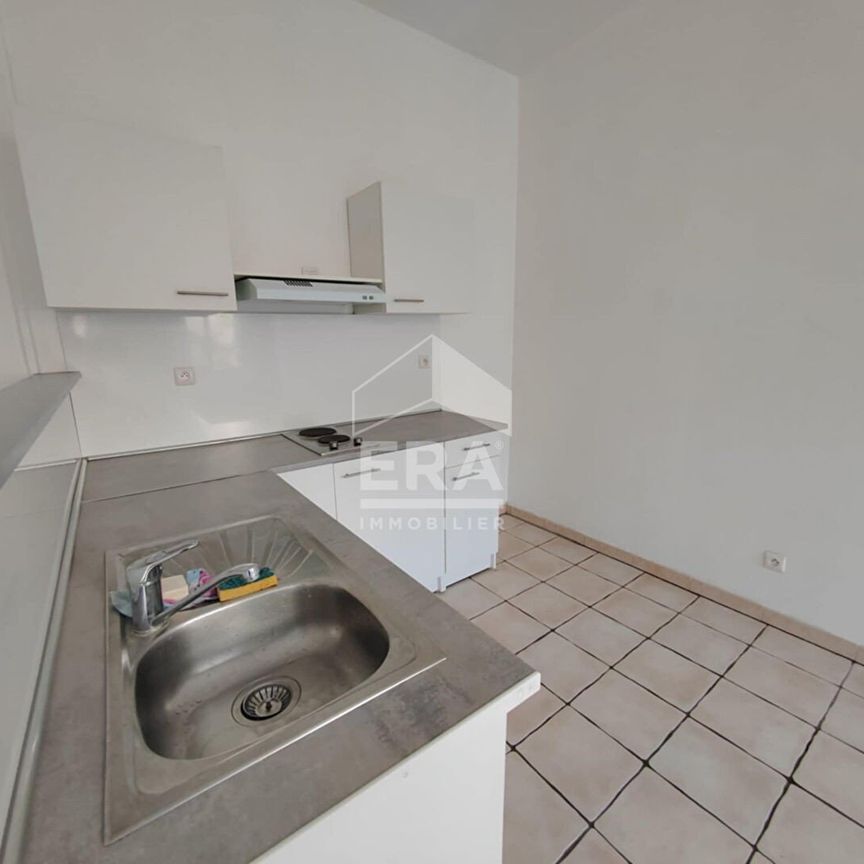 Appartement Marseille 2 pièce(s) 33.64 m2 - Photo 1