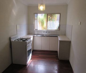 SHORT STROLL TO THE BEACH!! - Photo 4