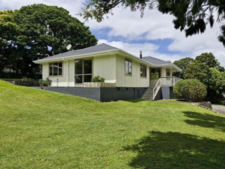 7A Woodleigh Street, Frankleigh Park, New Plymouth - Photo 5