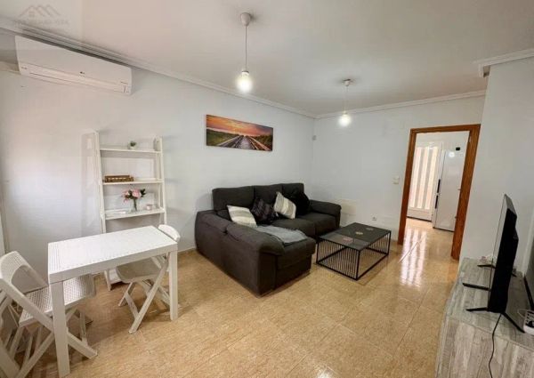 Alquiler de casa o chalet independiente en Calle Pensamientos, 607