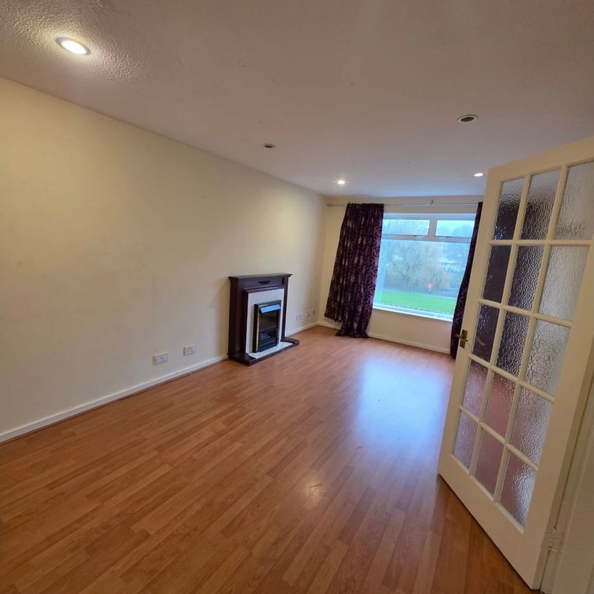 2 Bed Flat, Lakeside Walk, B23 - Photo 1