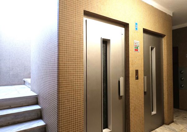 Apartamento T2 Remodelado e Mobilado no Moinho das Antas