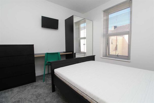 6 bedroom house share to rent - Photo 1