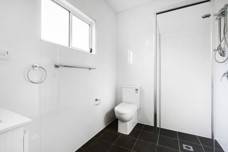 Modern 2 Bedroom Granny Flat - Photo 5