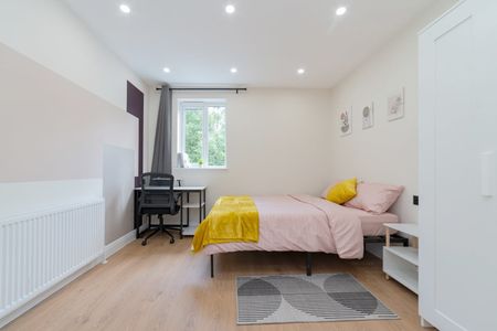 Room in a Shared House, Frognal Avenue, HA1 - Photo 5