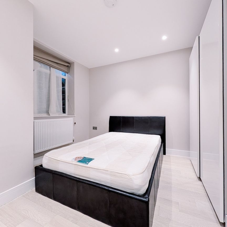 Studio Flat, Gunnersbury Avenue, W5 - Photo 1