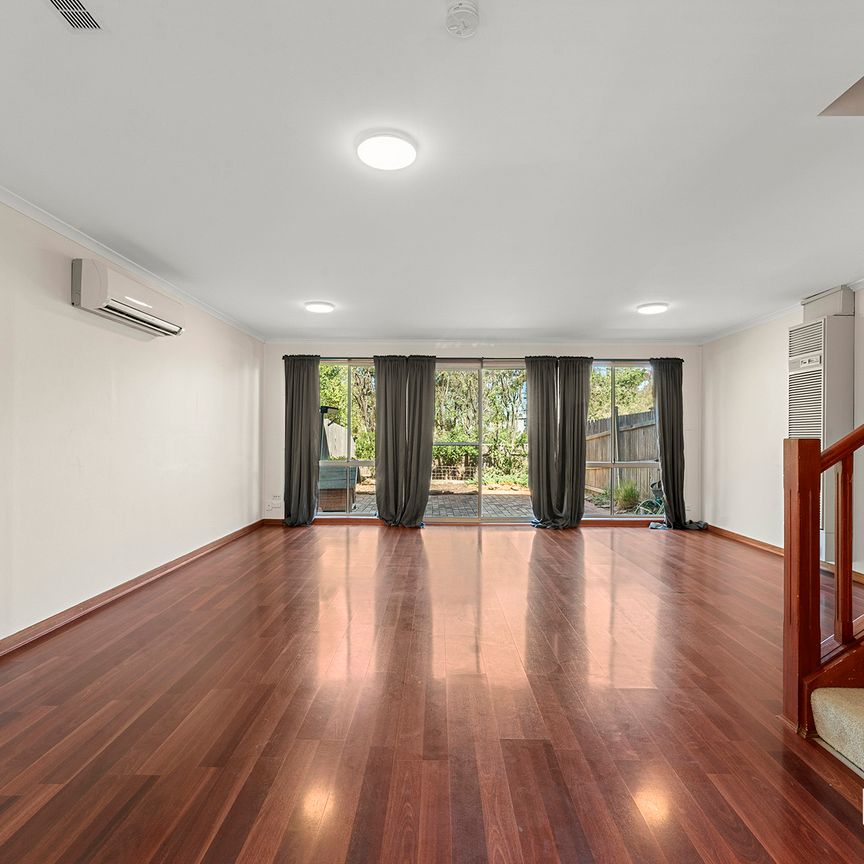 8/72 Totterdell Street, Belconnen ACT 2617 - Townhouse For Rent | Domain - Photo 1