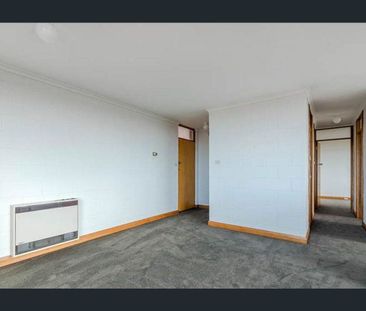 Inner City Living - Photo 3