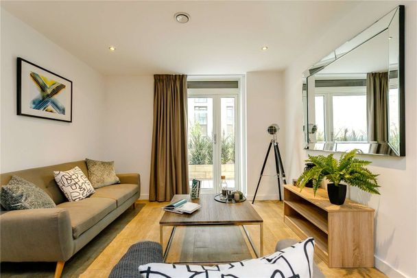 2 BED 1 BATH APARTMENT | AVAILABLE NOW | IN HIGH DEMAND | PARKING AVAILABLE | PRIME LOCATION | 24-HOUR CONCIERGE | RESIDENTS GYM - Photo 1