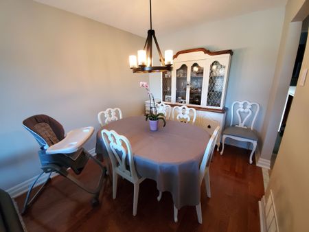 For Lease - 189 Aberdeen Avenue, Vaughan, Ontario - Photo 2