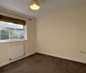 3 bedroom link detached house to rent - Photo 6