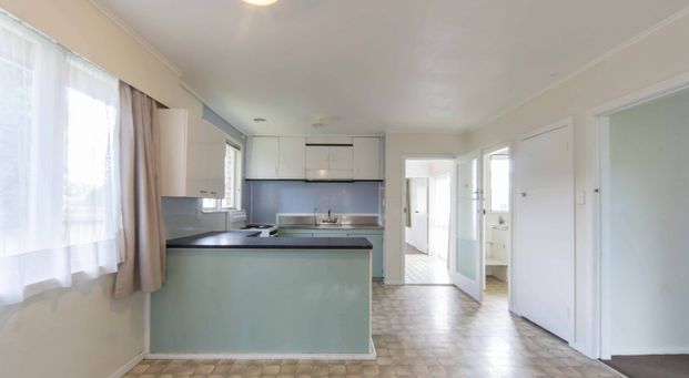 Four Bedroom Family Home - Photo 1