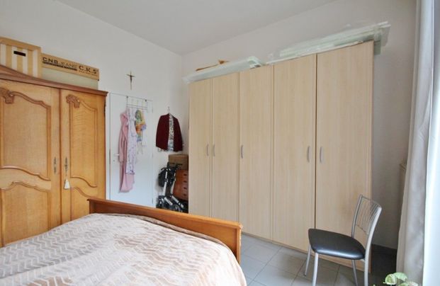 Gezellig éénslaapkamerappartement met terras in het centrum van Sint-Truiden - Photo 1