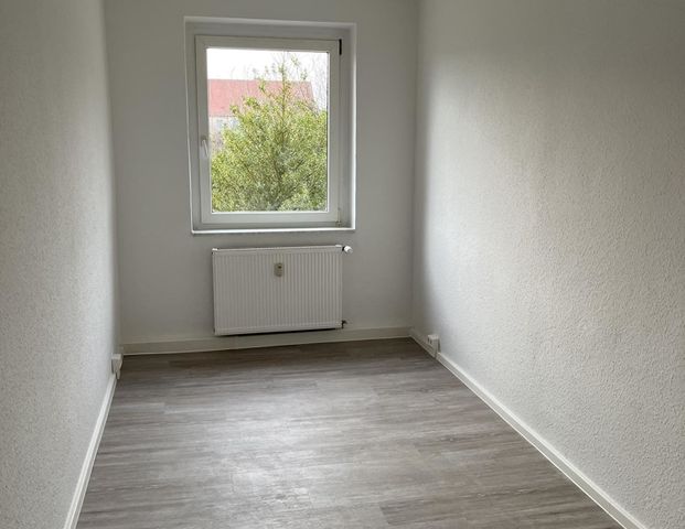 Einziehen und Wohnen… Ihre gemütliche 3-Zimmer-Wohnung in Sangerhausen! - Foto 1