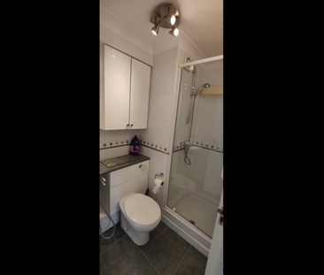 2 Bed Flat, Tavistock Road, CR0 - Photo 6