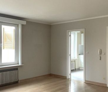 Appartement te huur in Heist-aan-Zee voor € 800 met 2 slaapkamers - Photo 2
