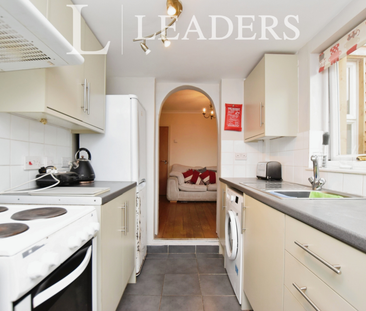 1 bedroom in a house share to rent - Photo 1