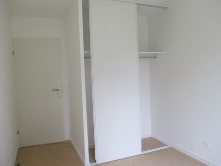 Location Appartement 3 Pièces 59 m² - Photo 3