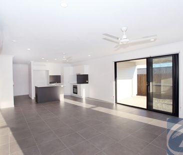 Well-appointed duplex in convenient location - Photo 1