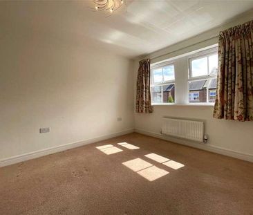 Gate Reach, Exeter, Devon, EX2 - Photo 3