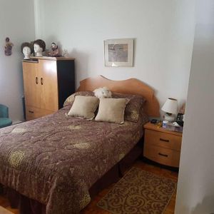 5 1/2 1er ÉTAGE - Photo 2